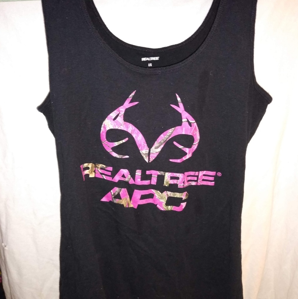 Realtree black tank sz L